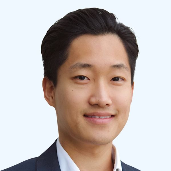 Marcel Rho, Associate